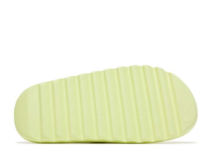 %Best sneaker fits store Products%
