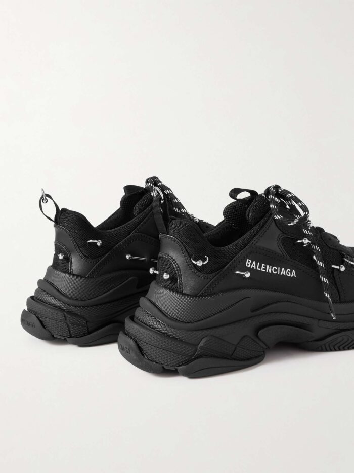 %Best sneaker fits store Products%