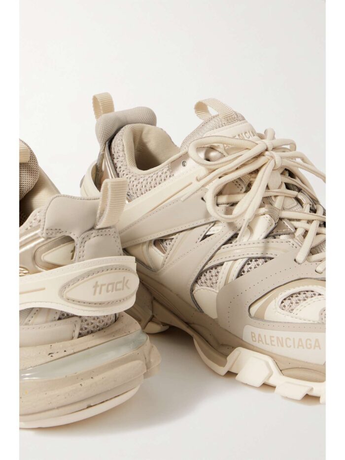 %Best sneaker fits store Products%