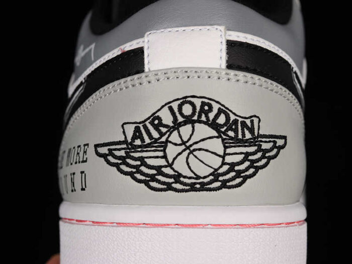%Best sneaker fits store Products%