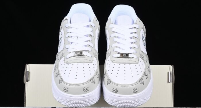 %Best sneaker fits store Products%