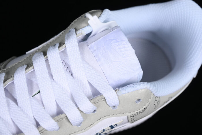 %Best sneaker fits store Products%