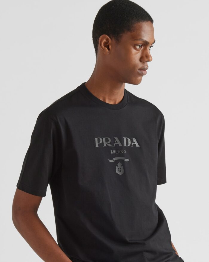 %Best sneaker fits store Products%