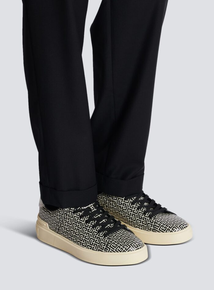 %Best sneaker fits store Products%