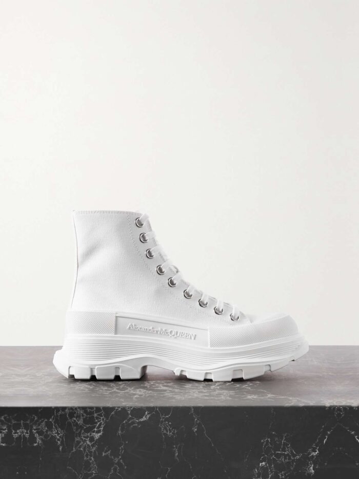 %Best sneaker fits store Products%