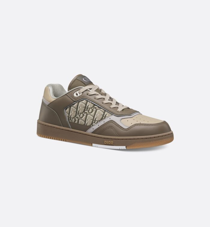 %Best sneaker fits store Products%