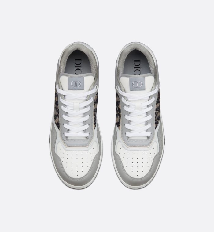 %Best sneaker fits store Products%