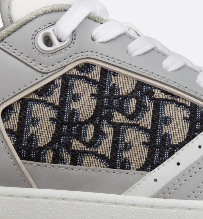 %Best sneaker fits store Products%