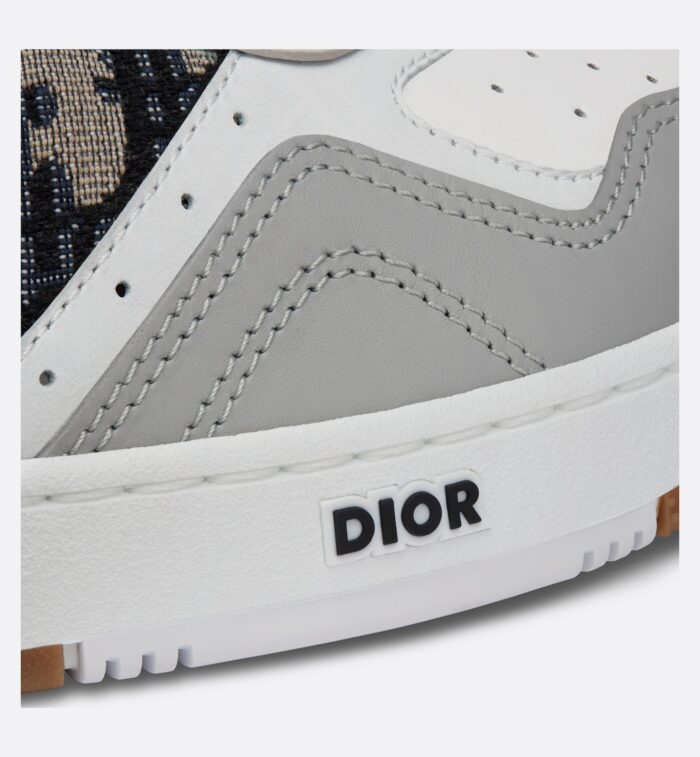 %Best sneaker fits store Products%