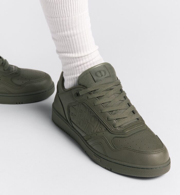 %Best sneaker fits store Products%