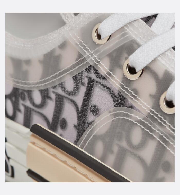 %Best sneaker fits store Products%